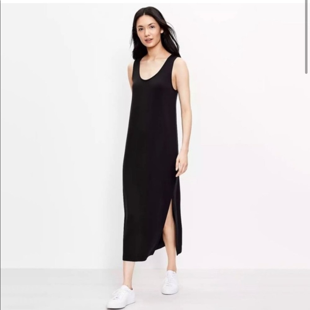 Lou & grey sleeveless black maxi dress slit simply soft